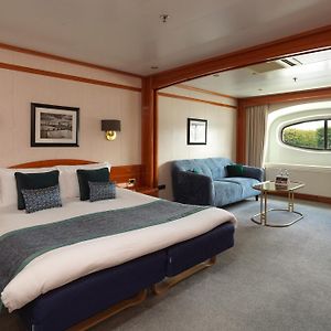 Classic Zimmer mit Kingsize-Bett